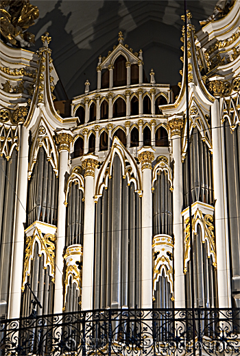 1976 Rieger organ at Augustinerkirche, Vienna, Austria