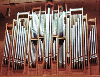 2000 Austin organ