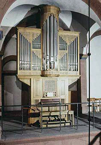 1983 Oberlinger organ