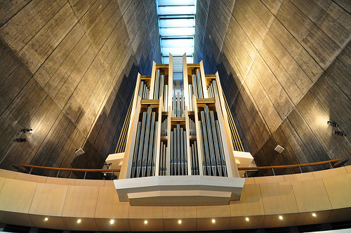 2004 Mascioni organ at Saint Mary's Cathedral, Tokyo, Japan