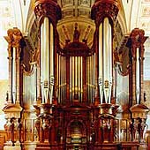 [1949 Aeolian-Skinner organ at Methuen Music Hall, Massachusetts]