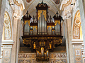 Inside Klosterneuburg, the group enjoys our first pipe organ, one of Austria's finest, by Johannes Freundt (1642).