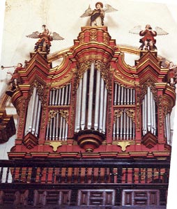 Schleig and Soehne organ at Santo Domingo, Mexico City