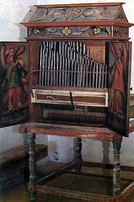 Main organ & Portative organ at Santa Anita Huiloac, Tlaxcala