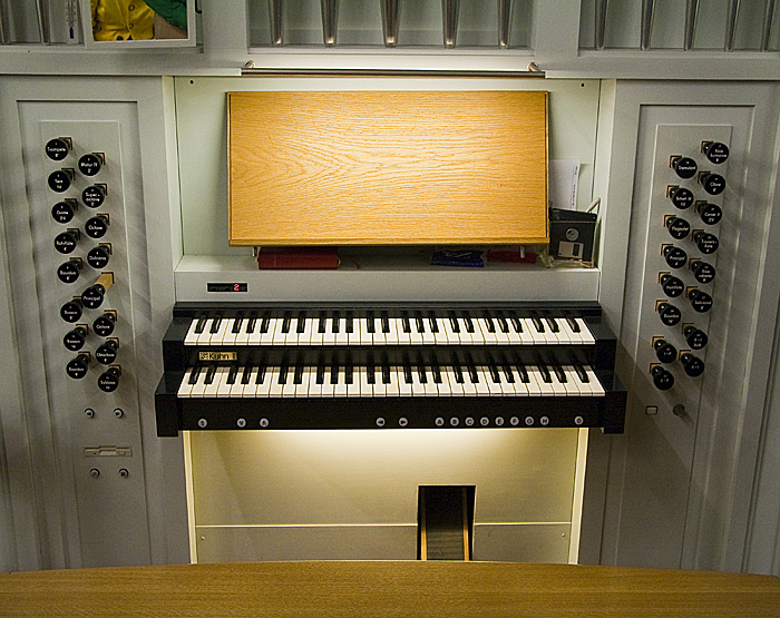 2003 Kuhn organ at Hofburgkapelle, Vienna, Austria