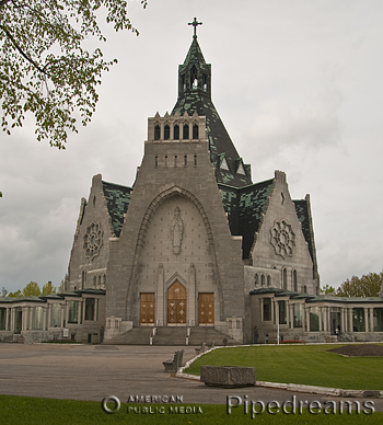 1964 Casavant Freres organ at the Basilique Notre-Dame-du-Cap, Cap-De-La-Madeleine, Quebec, Canada