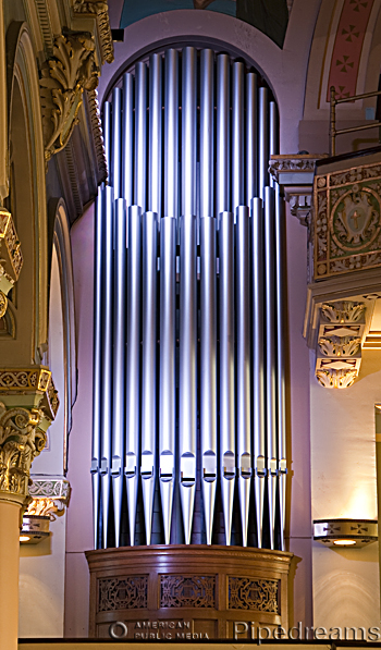 1920; 2002 Casavant Freres organ, Opus 869, at the Eglise des Saints-Anges-Gardiens, Lachine, Quebec, Canada