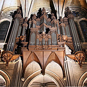 [1971 Gonzalez organ at the Cathedrale Notre-Dame, Chartres, France]