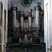 [1754 Riepp organ at the Collegiate Church, Dole, France]