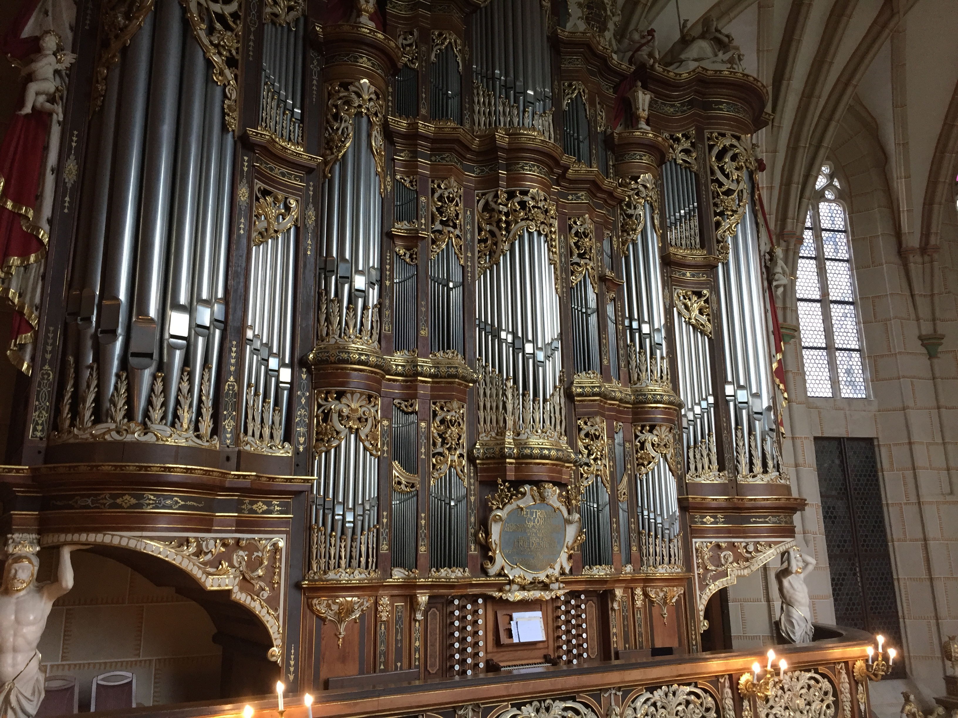 1739 Trost organ