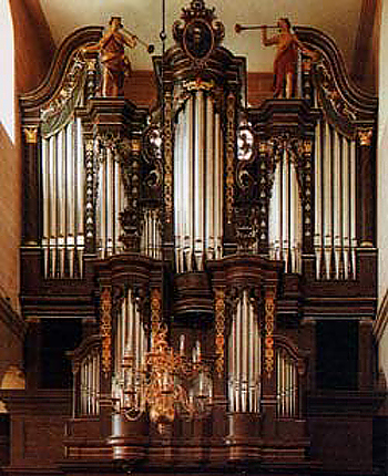 1988 Kuhn organ