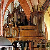 [1692 Schnitger organ at Ludgerikirche, Norden, Germany]