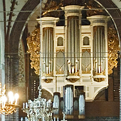 [1963 Marcussen organ at Sankt-Petri-Dom, Schleswig, Germany]