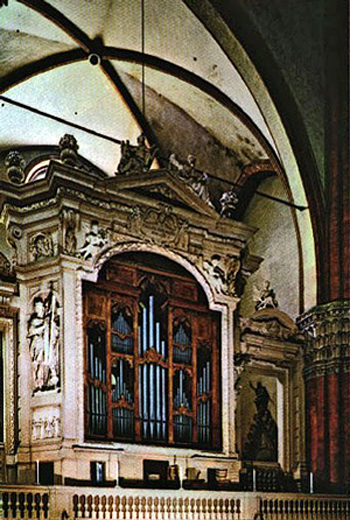 1596 Malamini organ at the Basilica di San Petronio [Basilica of St. Petronio], Bologna, Italy