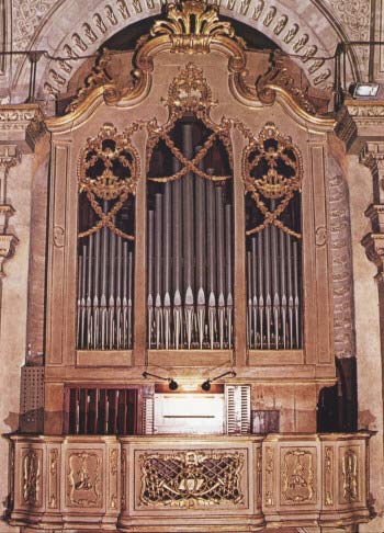 1852 Serassi organ