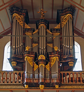 1988 Metzler organ at the Church of St. Nicolas, Bremgarten, Switzerland