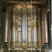 [1725 F.C. Schnitger organ at Sint Laurenskerk, Alkmaar, The Netherlands]
