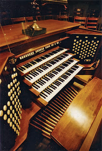 1971 Aeolian-Skinner organ, Opus 1516, at Fourth Presbyterian Church, Chicago, Illinois