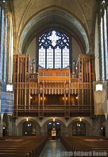 1928 Skinner; 2008 Schantz organ, Opus 634, at the Rockefeller Memorial Chapel, University of Chicago, Illinois