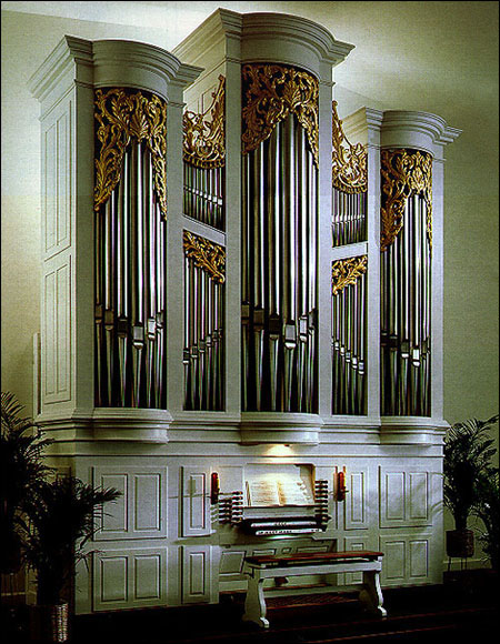 1989 Jaeckel organ