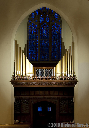 1922 E.M. Skinner; 2008 Schantz organ at the Church of Saint John the Evangelist, Saint Paul, Minnesota