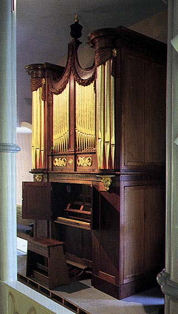 1823 Hall organ at Trinity Episcopal Church, Litchfield-Milton, Connecticut