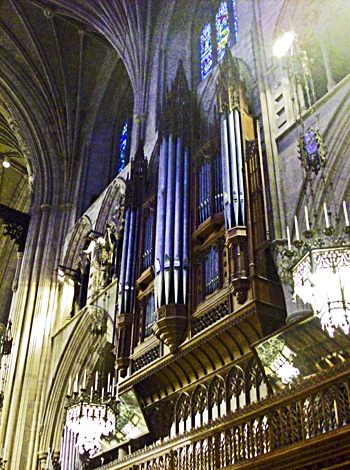 1938 Ernest M. Skinner & Son; 1975 Aeolian-Skinner organ, Opus 510, at National Cathedral, Washington DC