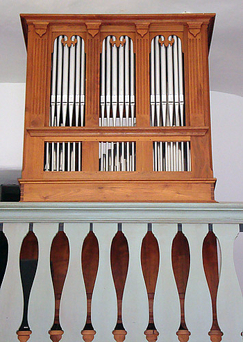 1971 McManis organ at Gemeinhaus, Bethabara, North Carolina