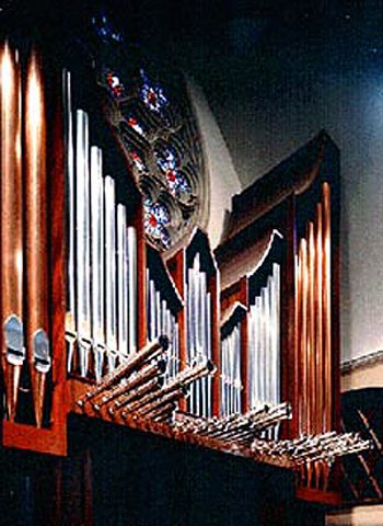 1978 Schudi organ at Saint Thomas Aquinas, Dallas, Texas