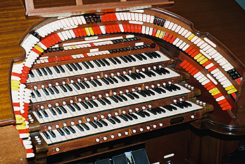 1929 Wurlitzer organ, Opus 2103, at Plummer Auditorium, Fullerton, California