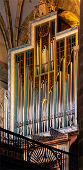 [2009 Grenzing organ at Iglesia de Santa María la Real, Deba, Spain]